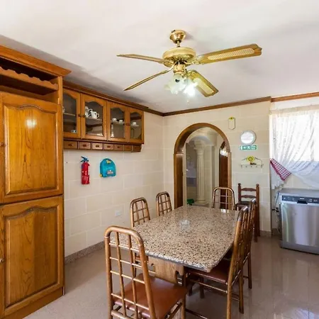 Huge With Pool, Bbq And Spectacular Views By 360 Estates Villa Mellieħa