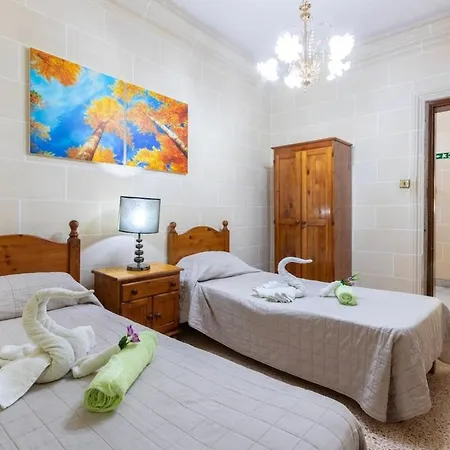 Huge With Pool, Bbq And Spectacular Views By 360 Estates Villa Mellieħa