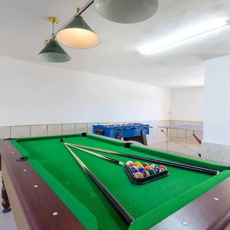 Βίλα Huge With Pool, Bbq And Spectacular Views By 360 Estates Mellieħa